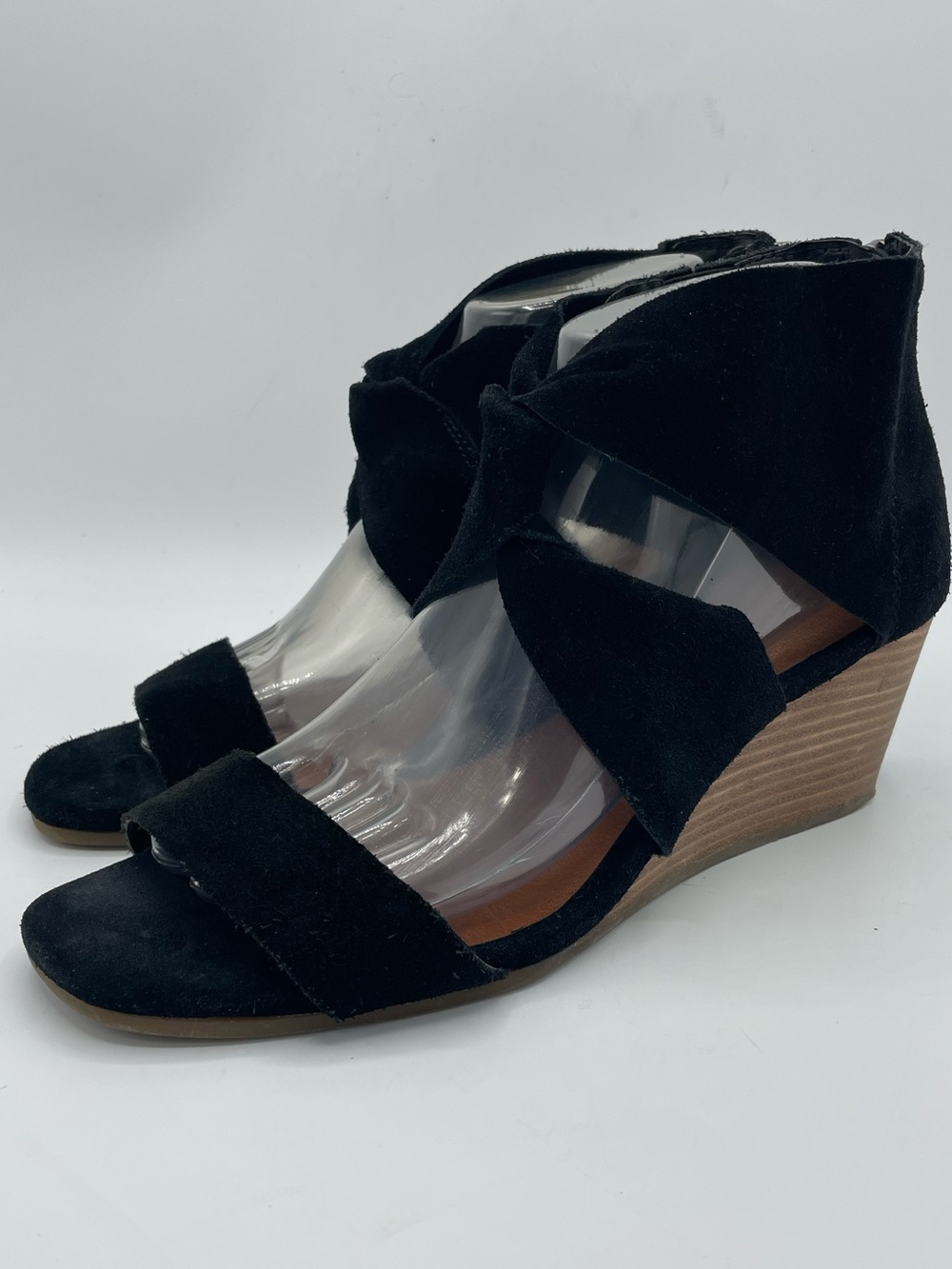 Lucky Brand Tammanee Black Suede Knot Ankle Wedge Sandals.